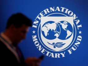 IMF调高美国经济增长预期，下调中国经济增长预期